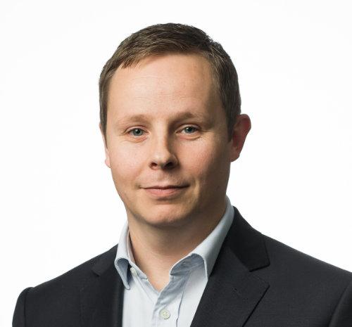 Chris Jackson is a print on demand seller, ecommerce site builder and blogger with years of experience growing businesses online. He is the founder of ChrisMJackson.com, providing valuable insights to help entrepreneurs generate income online. Chris Jackson